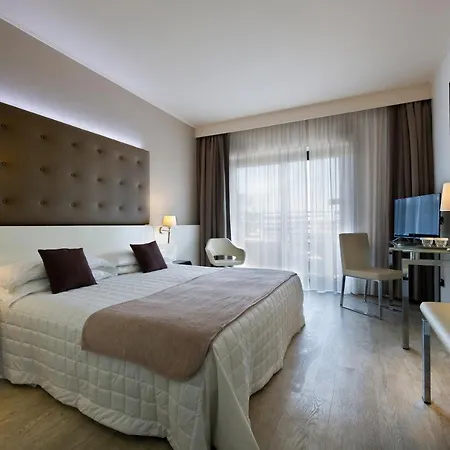 Desenzano 4*