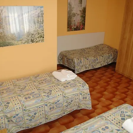 Desenzano Готель 4*